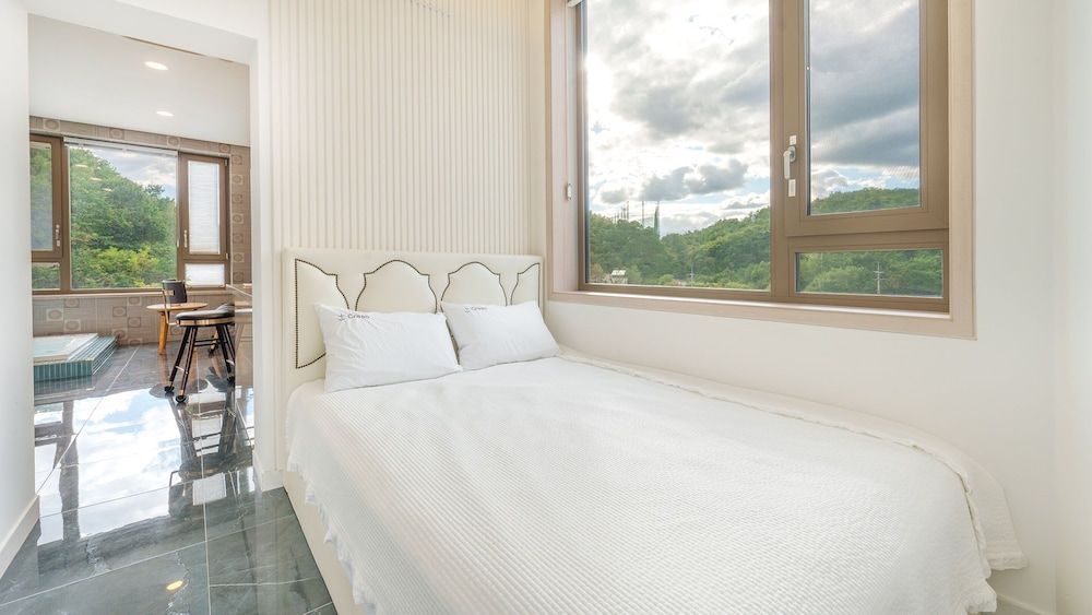 Gangneung Cresostay Pension Basic Room, 1 Bedroom (Room 203)