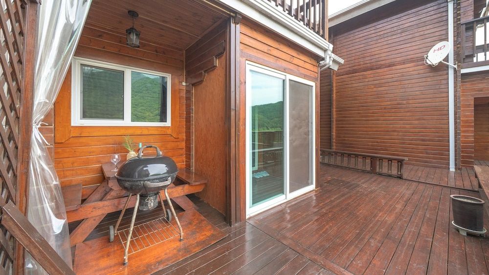 Yangpyeong Isobiyagi Spa Pension Basic Room, 1 Bedroom (Room 104) 3