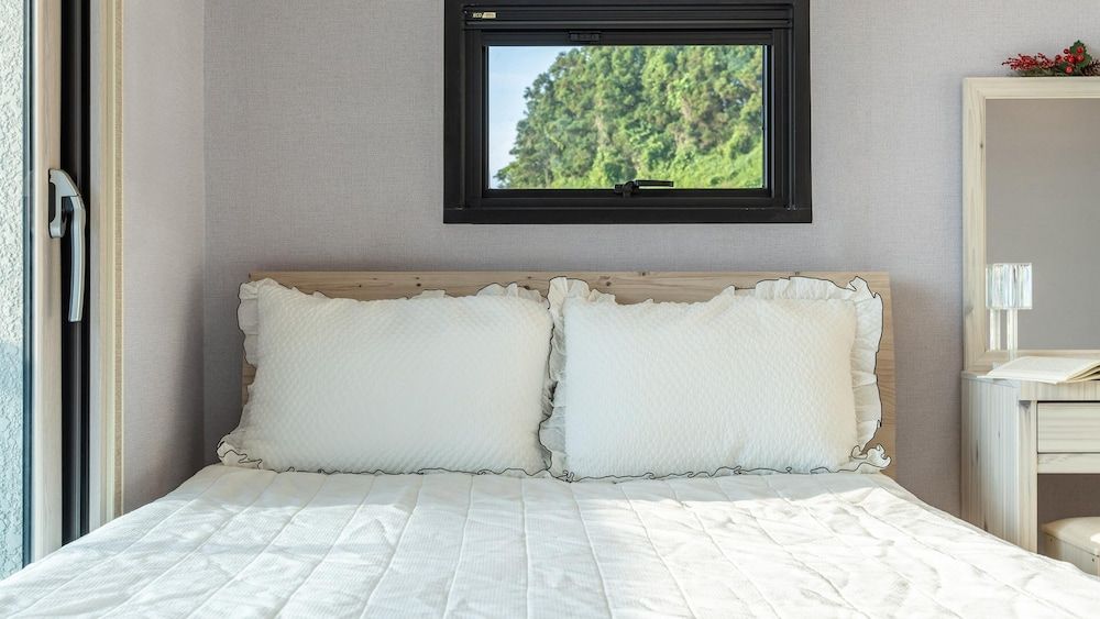 Yeosu Wayo Ocean View Pension Basic Room, 1 Bedroom (Room 203) 2