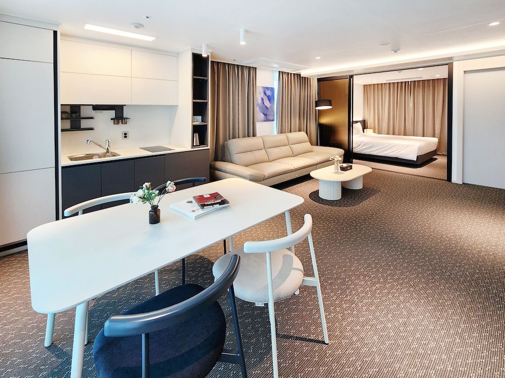 Granbay By Sotasuite Panoramic Studio Suite 8