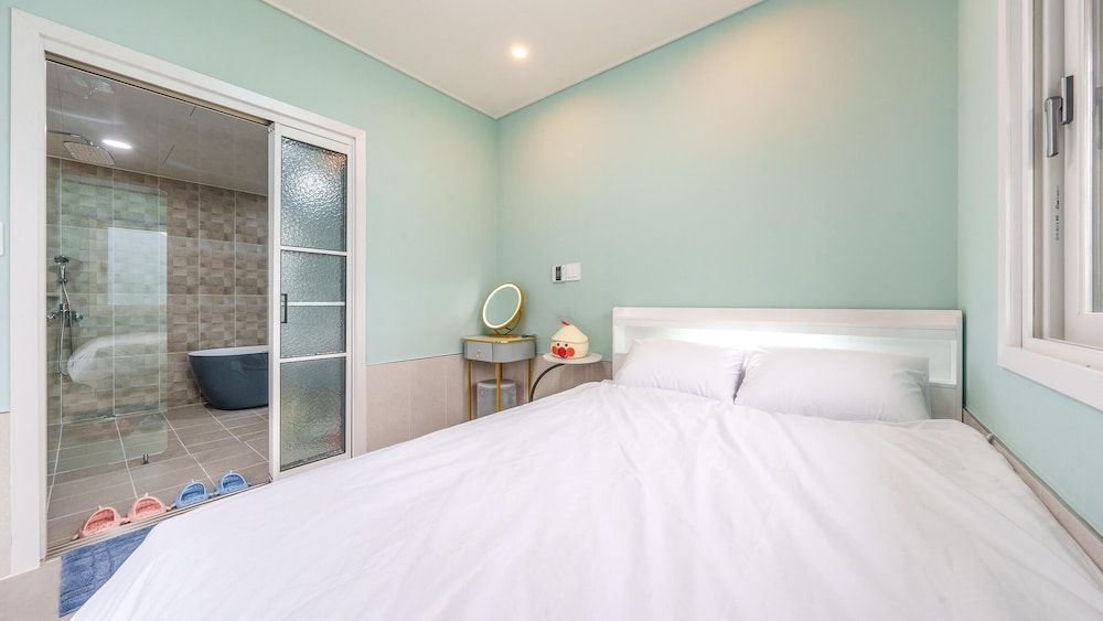 Gyeongsan Stage-ipple pet Pension Basic Room, 1 Bedroom (B room) 3