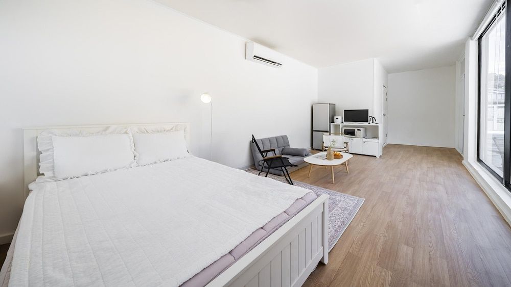 Yangpyeong Seojongpool pet Pension Basic Room, 1 Bedroom (A dong 4ho) 2