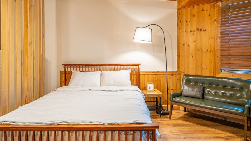 Hongcheon Fiction House Pension Basic Room, 1 Bedroom (Red Cloud) 6