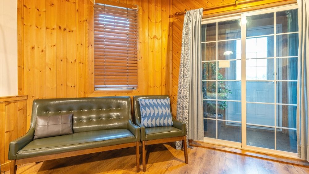 Hongcheon Fiction House Pension Basic Room, 1 Bedroom (Red Cloud) 13