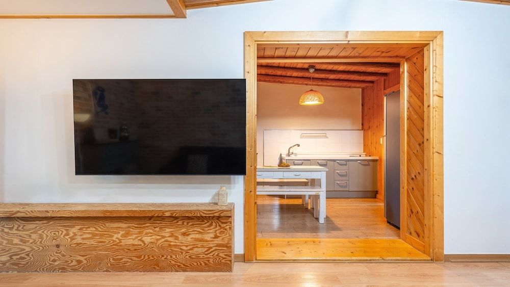 Hongcheon Fiction House Pension Basic Room, 2 Bedrooms (Yellow Bear (Triple Room)) 14