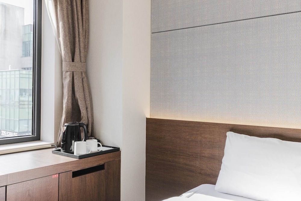 HOTEL ELORA Deluxe Twin Room, City View 18