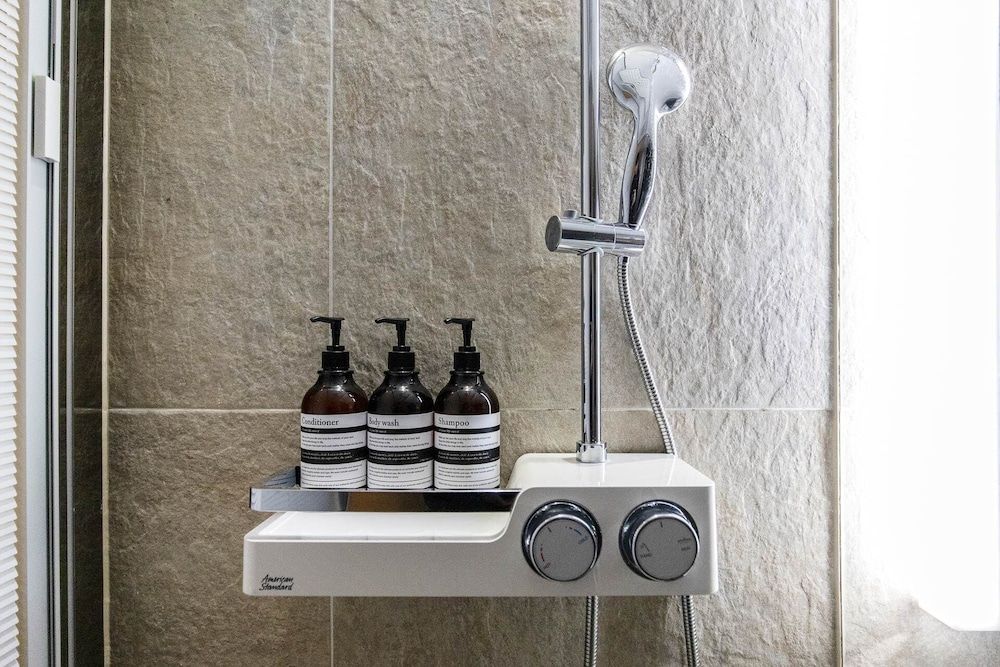 HOTEL ELORA Deluxe Triple Room, City View 11