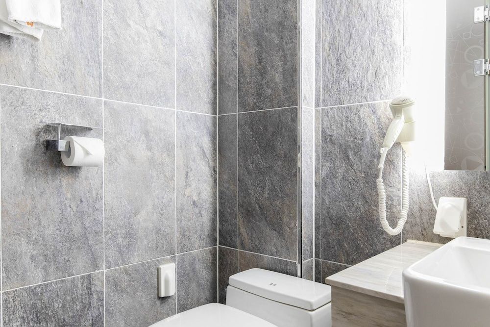 HOTEL ELORA Deluxe Double Room, City View 21