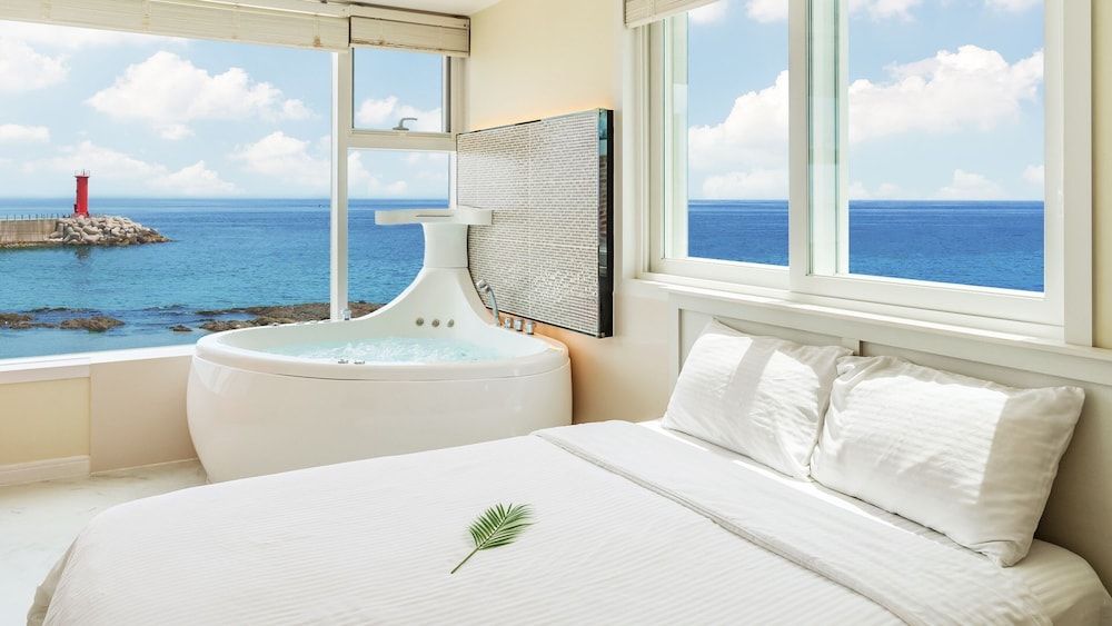 Gangreung Ninarang Spa Pension Basic Room, 1 Bedroom (Room401 (Spa))