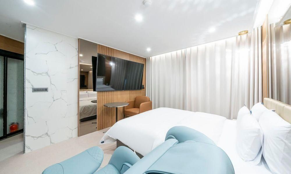 ROSY HOTEL Deluxe Room