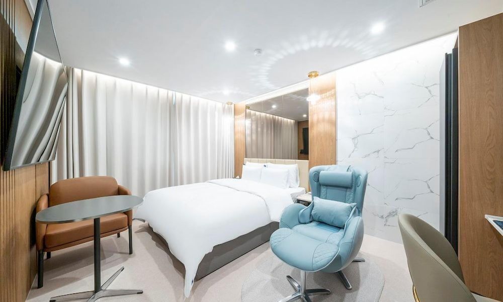 ROSY HOTEL Deluxe Room 5