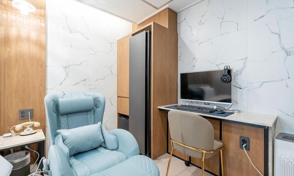 ROSY HOTEL Deluxe Room 10