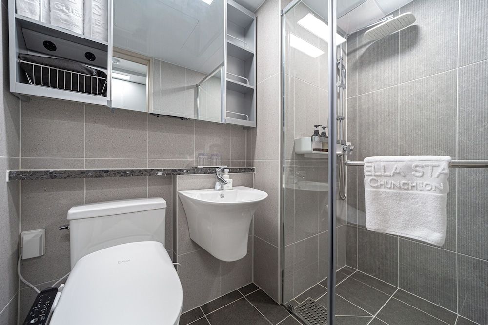 Bella Stay Hotel Deluxe Double Sofa 6