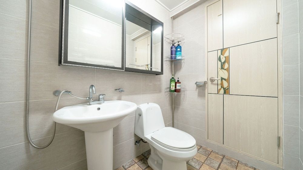 Gangreung Comichi Bada Pension Basic Room, 2 Bedrooms (haedodi) 5