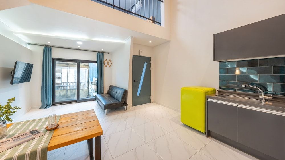 Gangneung Nineone Pet Pension Basic Room, 1 Bedroom (B Room 4) 5