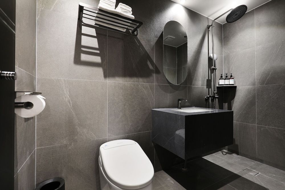 marihotel Deluxe Double Room, City View 4