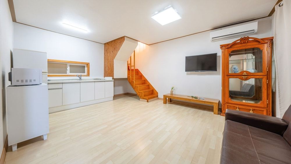 Ganghwa Raube Pet-friendly Pension Basic Room, 1 Bedroom (A 301(Private room/private BBQ/Pet)) 10