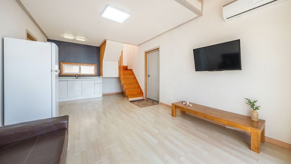 Ganghwa Raube Pet-friendly Pension Basic Room, 1 Bedroom (A 201(private BBQ/Pet)) 9