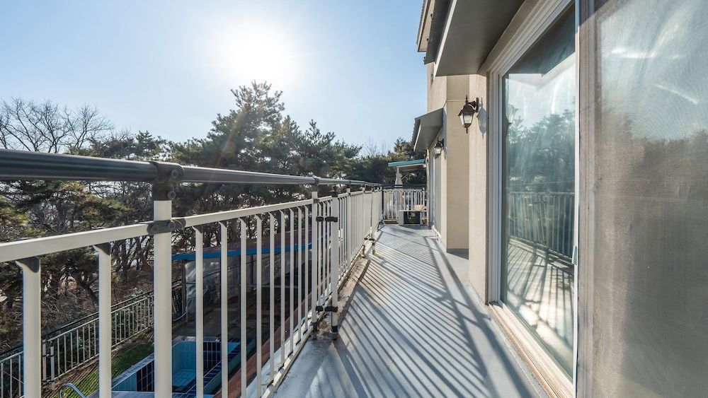 Ganghwa Raube Pet-friendly Pension Basic Room, 1 Bedroom (A 201(private BBQ/Pet)) 6