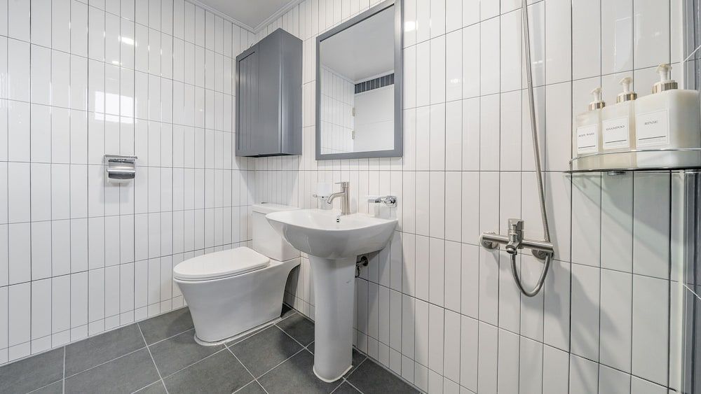 Namhae Yujane Pension Basic Room, 3 Bedrooms (dokchae (Ocean view / Private BBQ)) 14