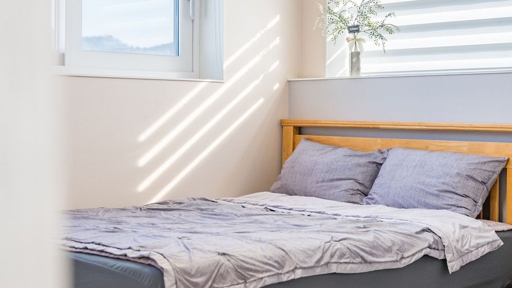 Namhae Yujane Pension Basic Room, 3 Bedrooms (dokchae (Ocean view / Private BBQ)) 9