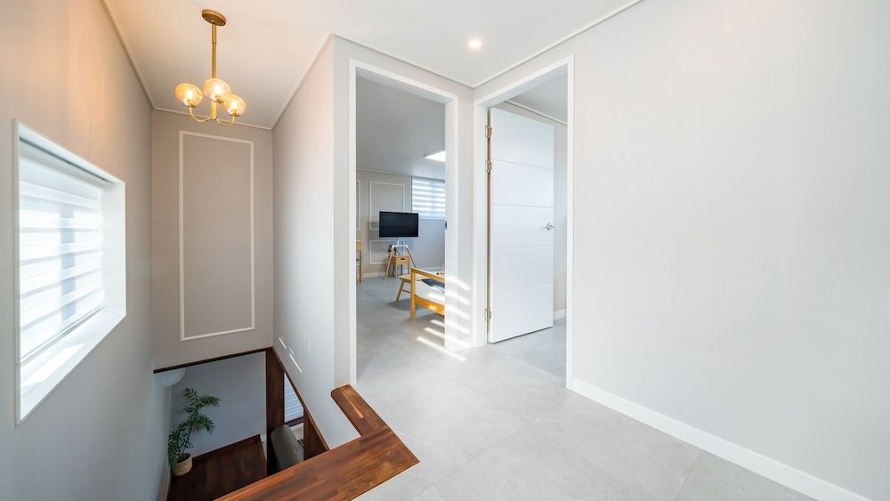 Namhae Yujane Pension Basic Room, 3 Bedrooms (dokchae (Ocean view / Private BBQ)) 18