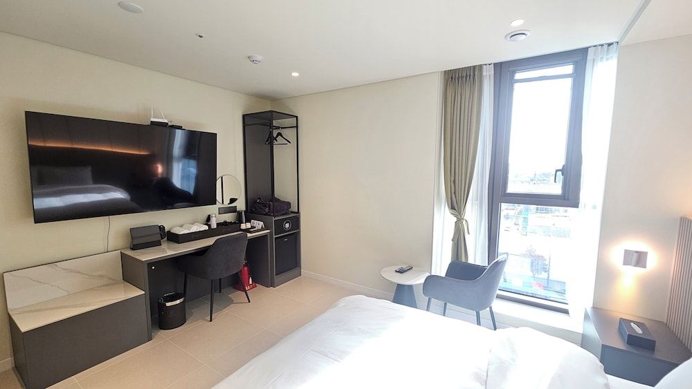 The Gleam Hotel Standard Double Room 10