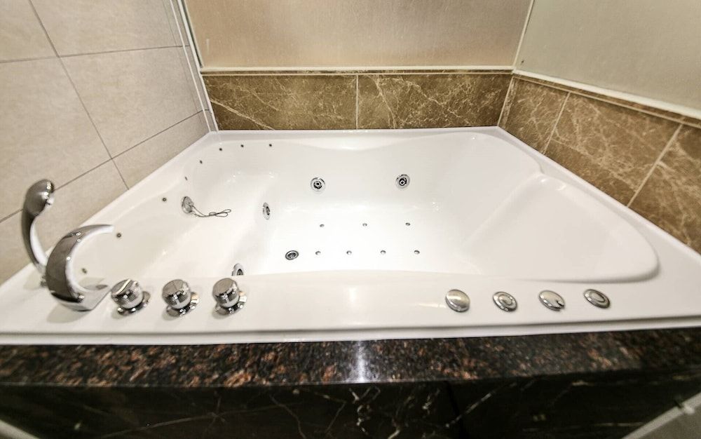 Hotel Azit - Sinsigaji Deluxe Double Room, Private Bathroom, City View 20