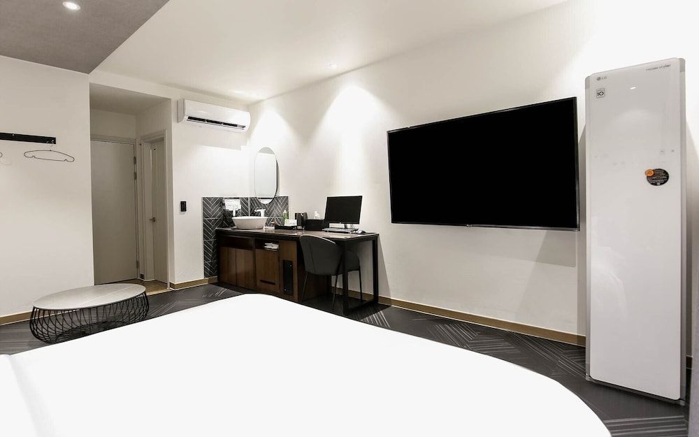 Hotel Azit - Sinsigaji Premium Double Room, Private Bathroom, City View 28