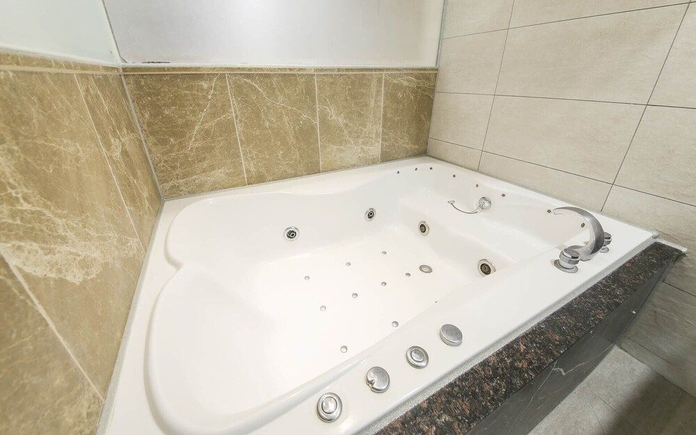 Hotel Azit - Sinsigaji Premium Double Room, Private Bathroom, City View 25