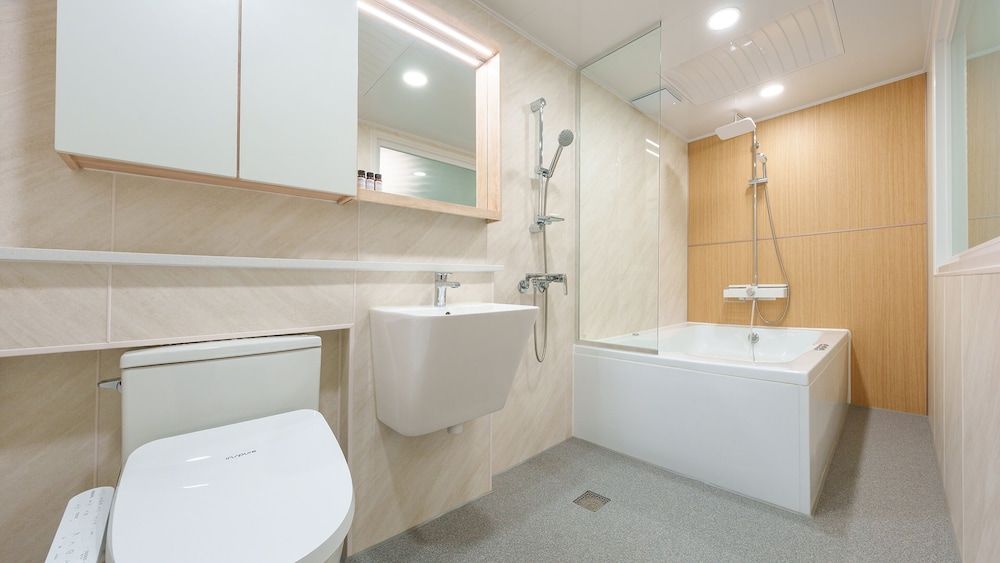 Danyang Greennarae Dokche Poolvilla Pens Basic Room, 2 Bedrooms (Riverview Pool Villa (BBQ, Spa, 2BR)) 5