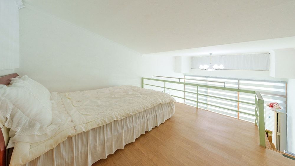 Taean Norabureo Pet Pension Basic Room, 1 Bedroom (pink 202)