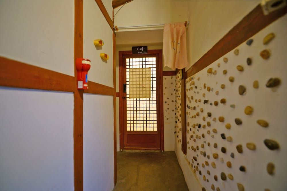 sky-kiwa Love (Deluxe Room) 3