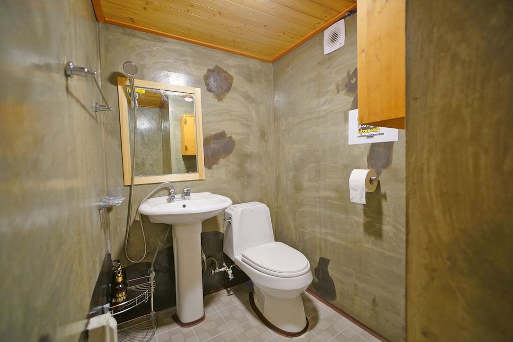 sky-kiwa Love (Deluxe Room) 2