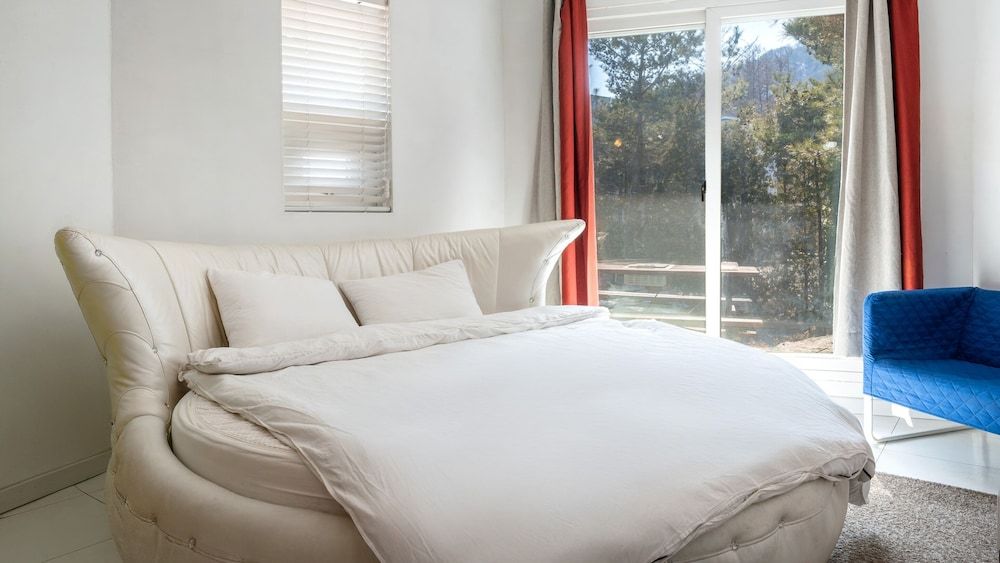 Gapyeong Solle Spa Pension Basic Room, 1 Bedroom (B 103 (Private BBQ)) 2