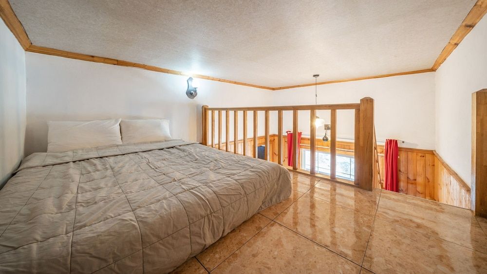 Gapyeong Solle Spa Pension Basic Room, 2 Bedrooms (A 102 (Private BBQ, Spa)) 2