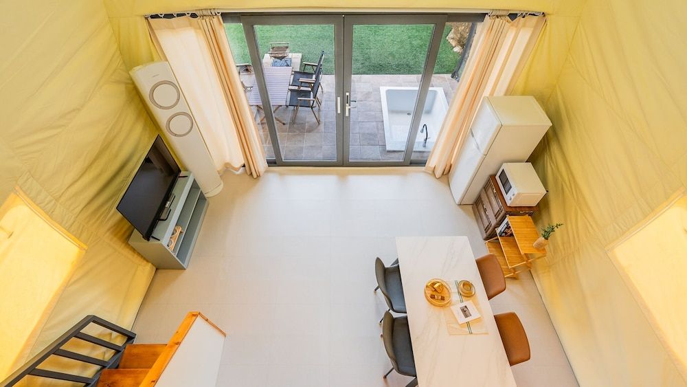 Gapyeong High Mong Glamping & Camping Basic Room, 2 Bedrooms (Glamping A-5) 8