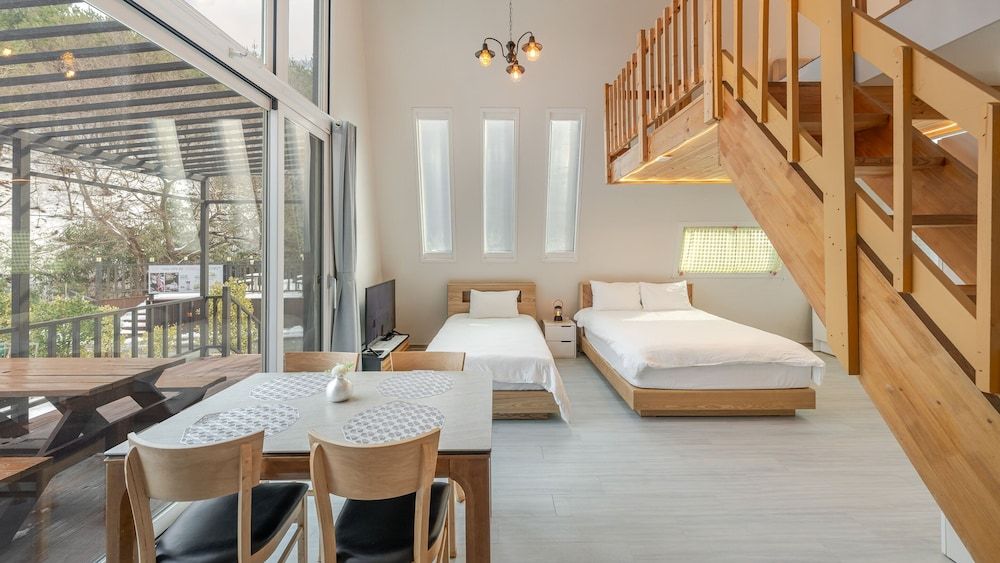 Yangyang Sunrise and Sunset Private Pens Basic Room, 2 Bedrooms (Building A (Ocean View / BBQ)) 3