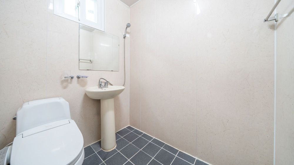 Pocheo Welcome Paw and Meow Pet Pension Basic Room, 1 Bedroom (Cottage No.1) 5