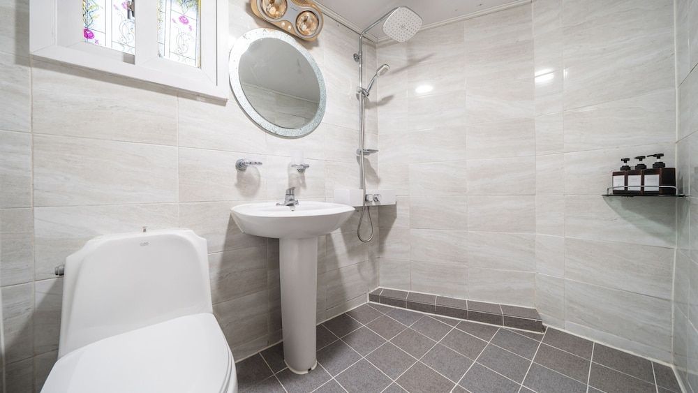 Pocheo Welcome Paw and Meow Pet Pension Basic Room, 1 Bedroom (room 101) 6