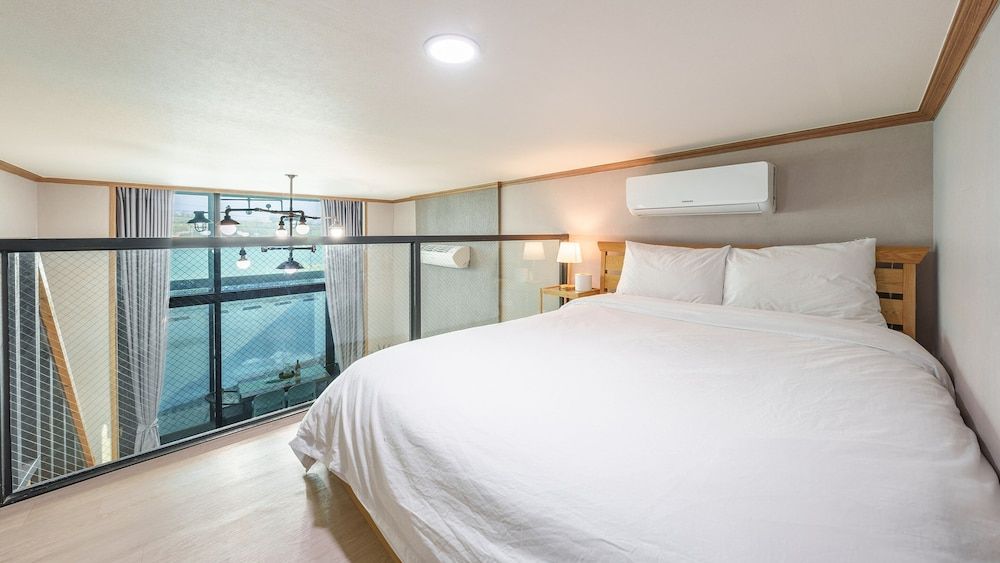 Yeosu Porrr Ocean View Pension Basic Room, 1 Bedroom (Room 101) 3