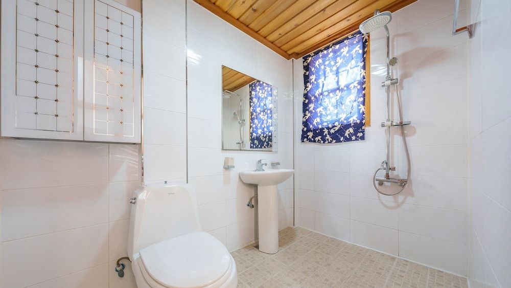 Daecheon Ocean Forest Pension Basic Room, 1 Bedroom (Ocean Room 203 (BBQ)) 6