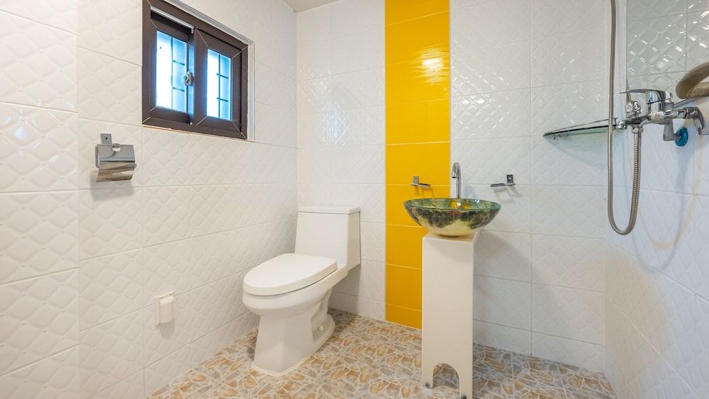 Yeongheungdo Blue Story Pension Basic Room, 1 Bedroom (Sky Room 203 (Spa/Ocean View)) 11