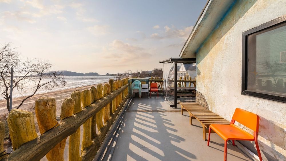 Yeongheungdo Blue Story Pension Basic Room, 3 Bedrooms (Whole House (Ocean View/Group)) 5