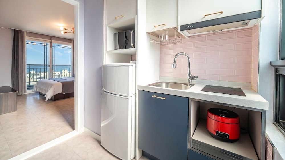 Sokcho Scenic House Pension Basic Room, 1 Bedroom (room 203) 6