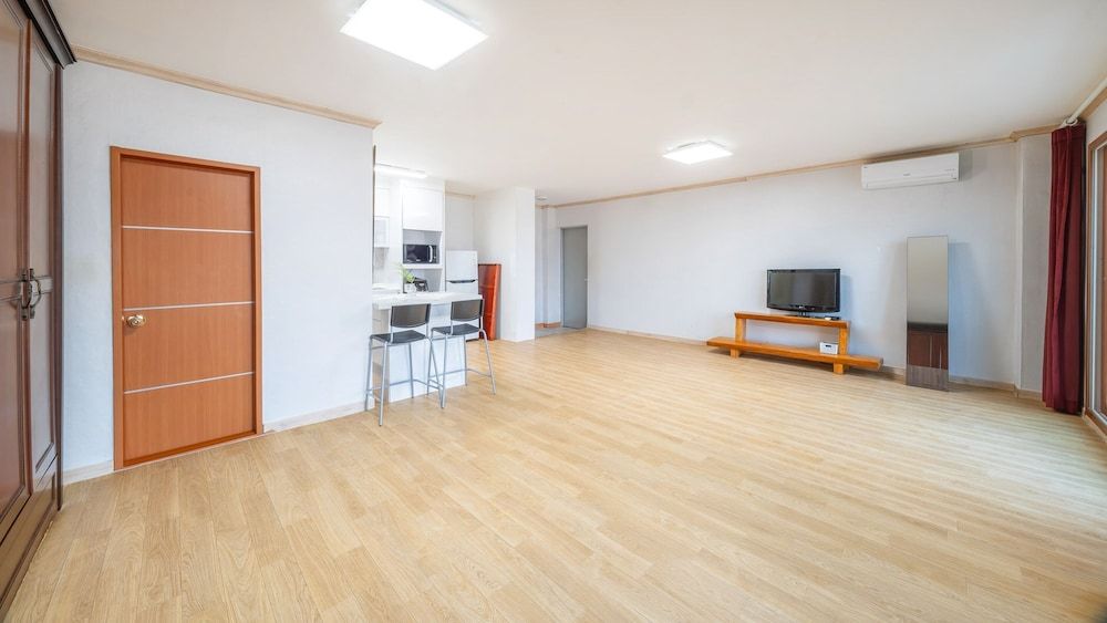 Sokcho Scenic House Pension Basic Room, 1 Bedroom (room 102) 3