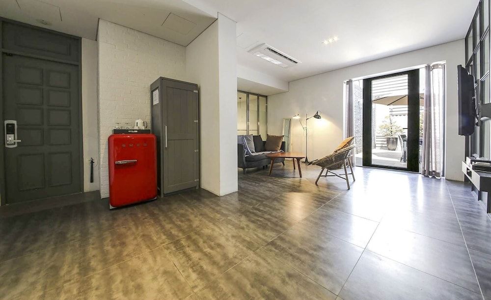 Ami Boutique Hotel Suite with Terrace 10