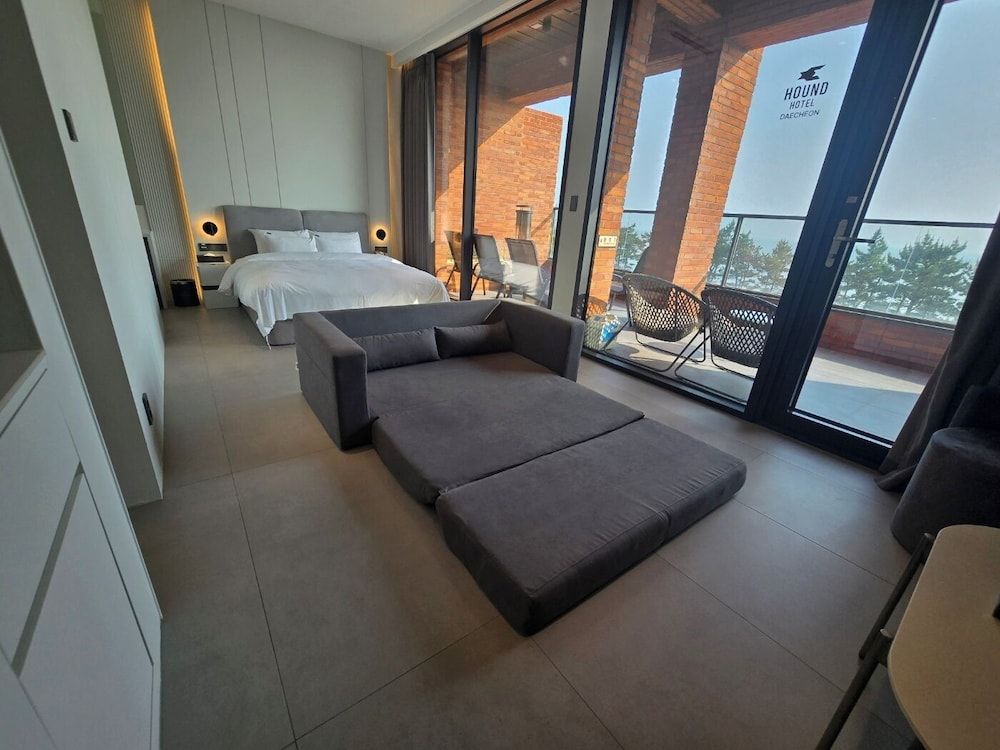 Hound Hotel Daecheon Beranda Suite Room 4