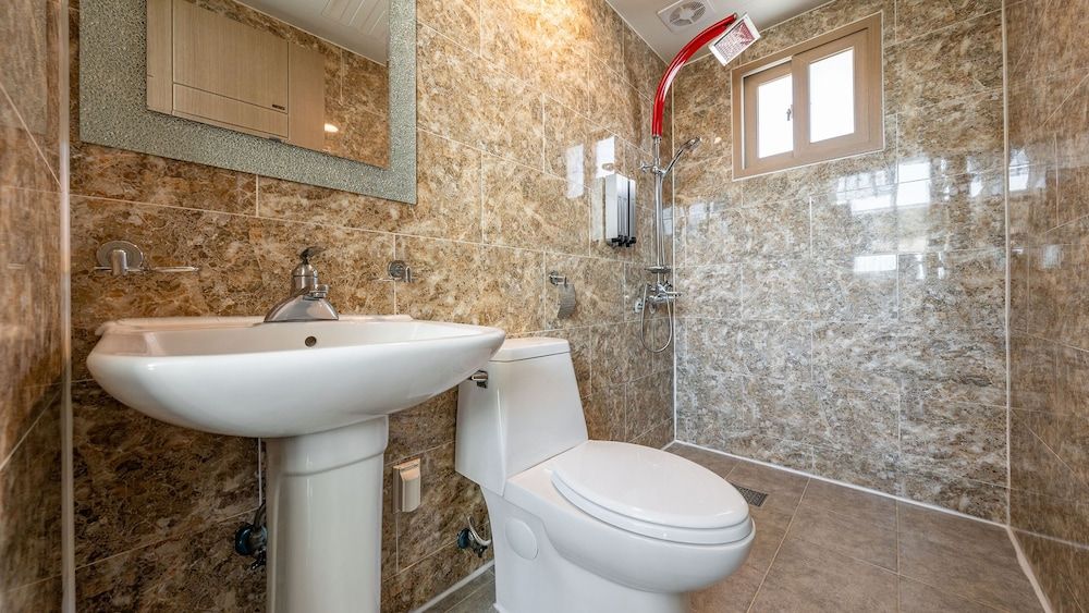 Pohang Blue Hill Pension Basic Room, 1 Bedroom (Room 201 (Ocean View/Pool Villa)) 3