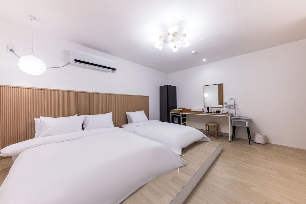 hotel gongsan Luxury Twin Room